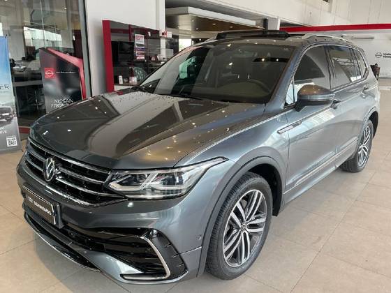 VOLKSWAGEN TIGUAN 2.0 300 TSI GASOLINA ALLSPACE R-LINE AUTOMÁTICO